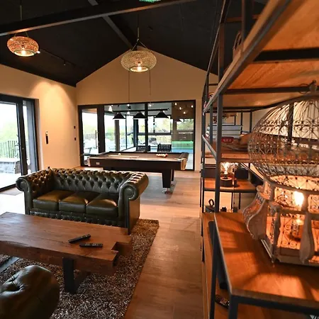Villa Ard'view
